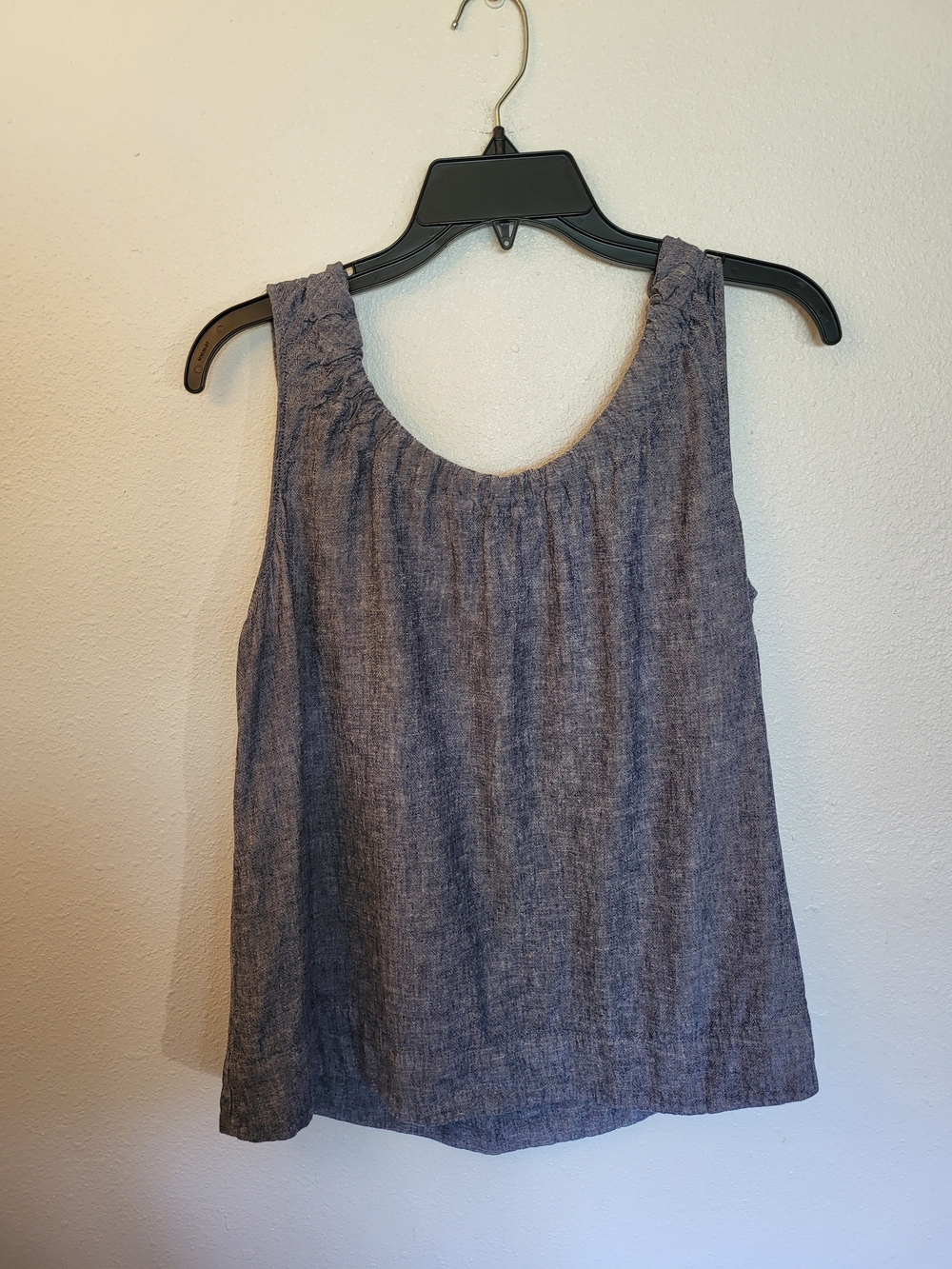 Zac & Rachel Linen Blend Gray Halter/Scoop Neck Top With Tie Back